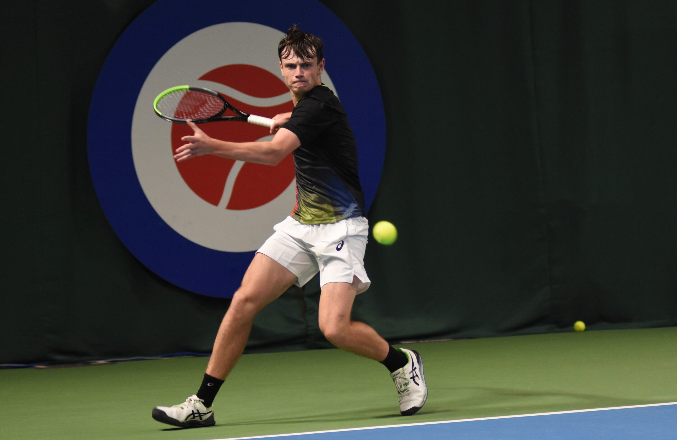 Day 2 Recap: Pinnington Jones and Sonay Kartal top their pools on action packed day